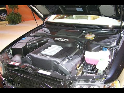 Audi A8 Longue 2000