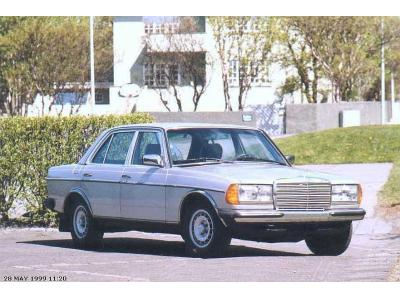 Mercedes-Benz E (W 123) 1975