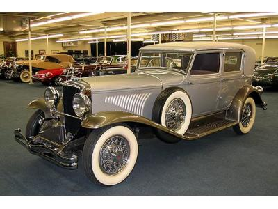 Duesenberg J Holbrook Sedan