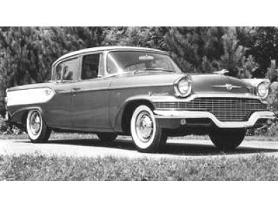 Studebaker President V8 1957