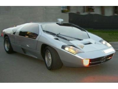 Isdera Imperator 108i
