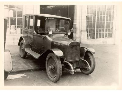 Checker Model F